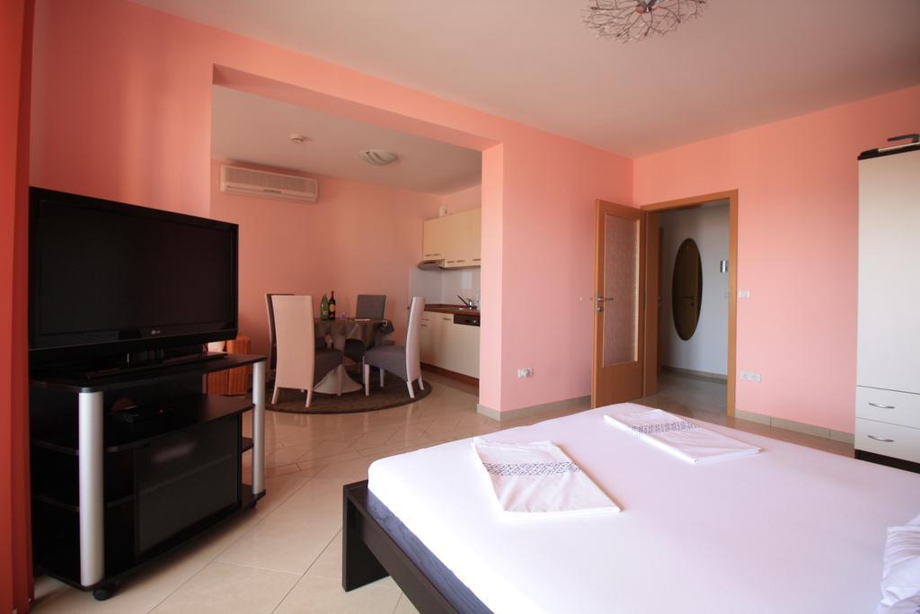 Apartment Dalmatien Traumhaus Makarska Eksteriør bilde